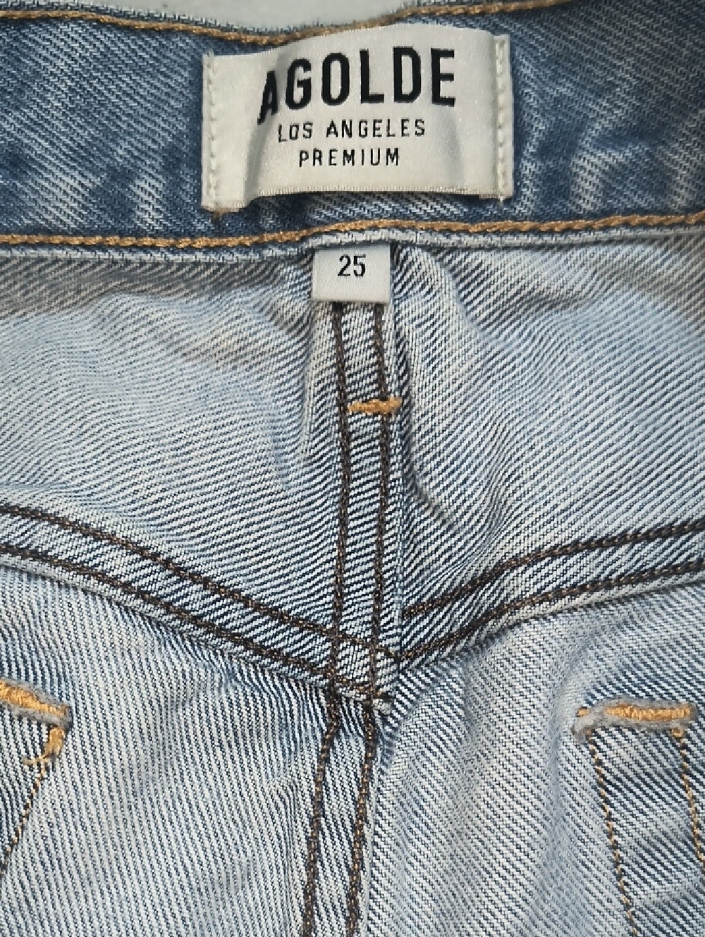 AGOLDE Parker Vintage Cut Off Short in Swapmeet Size 25 - Picture 5 of 5